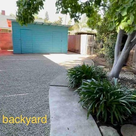 Apartamento Brand New 2Br Cute Blue Led In North Fresno Exterior foto